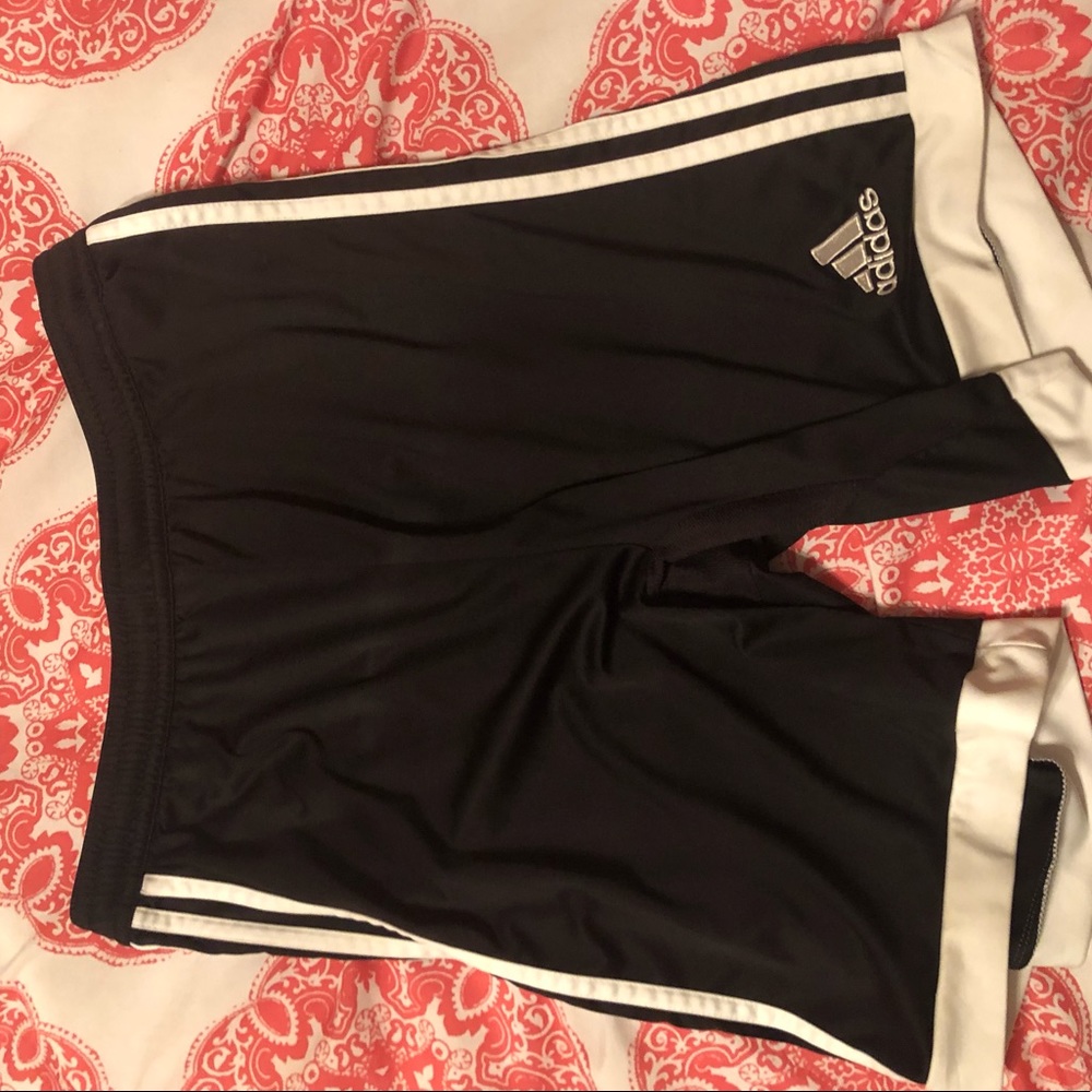 Adidas shorts size large boys